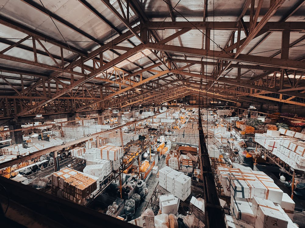 Consolidated parcels on warehouse shelves before international shipping