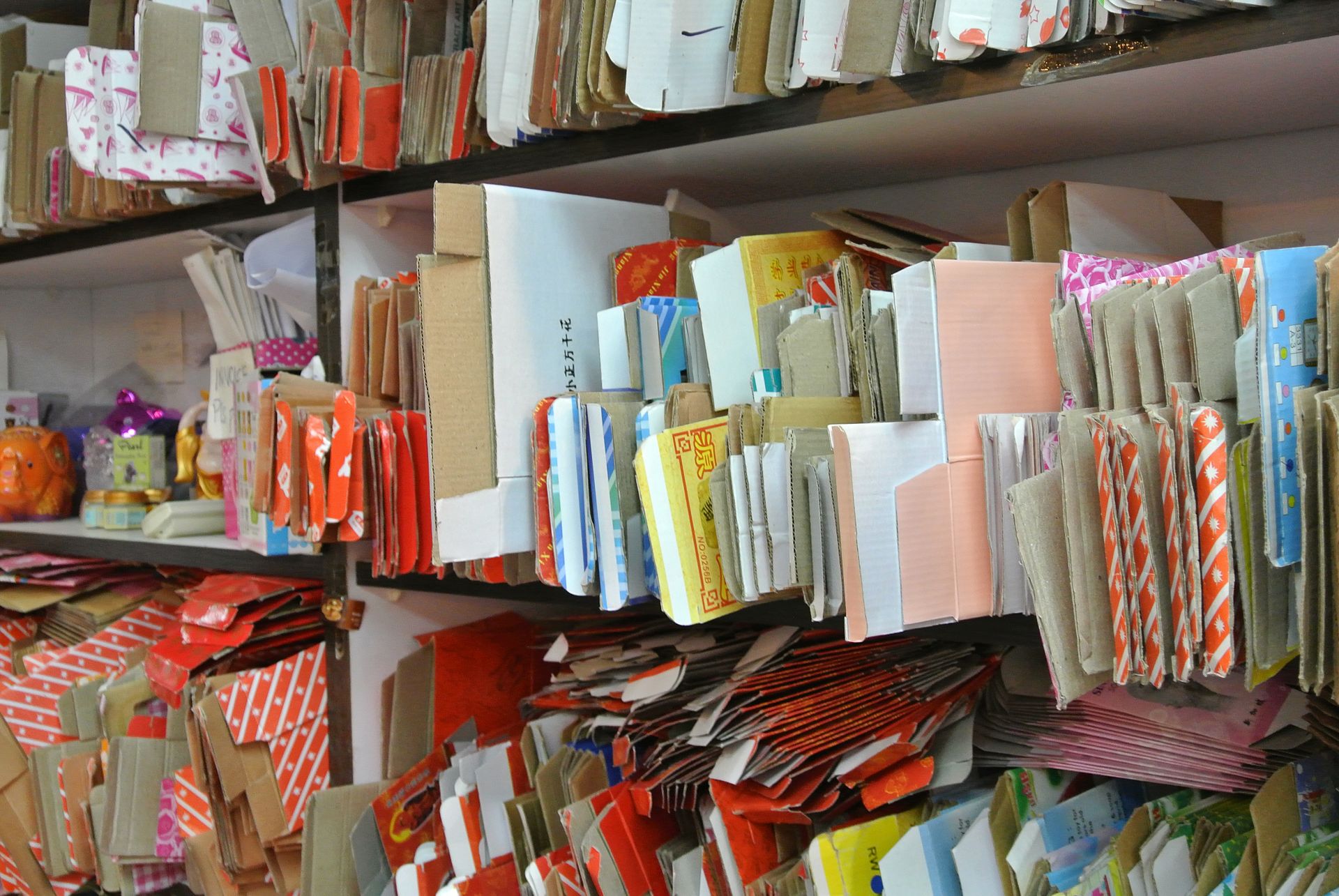 Stacked cardboard boxes for consolidation planning