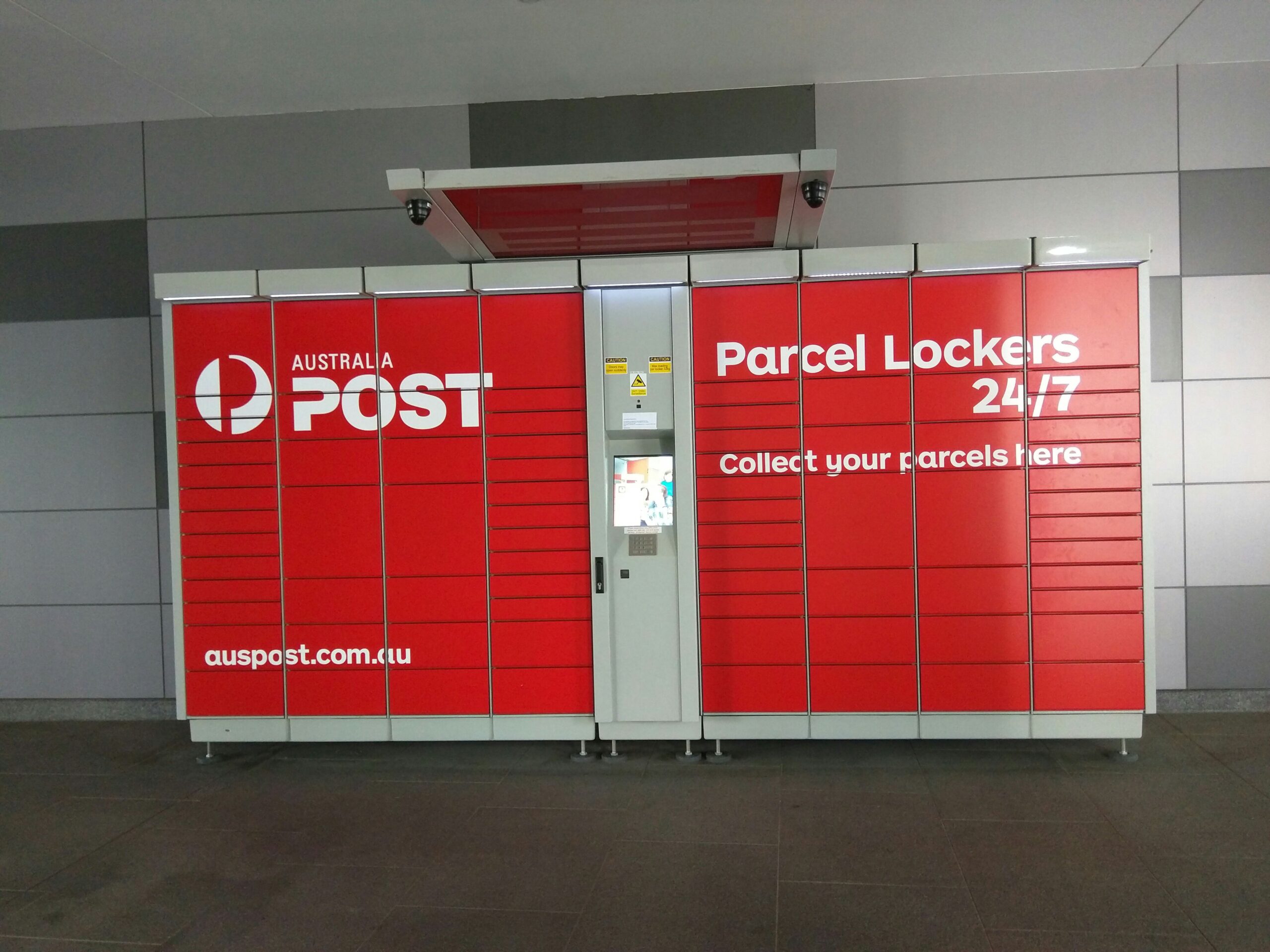 Parcel lockers used as an example of address-specific delivery options